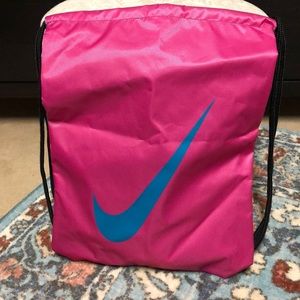 Drawstring bag